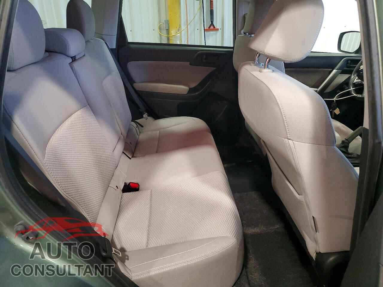 SUBARU FORESTER 2017 - JF2SJAEC2HH579943