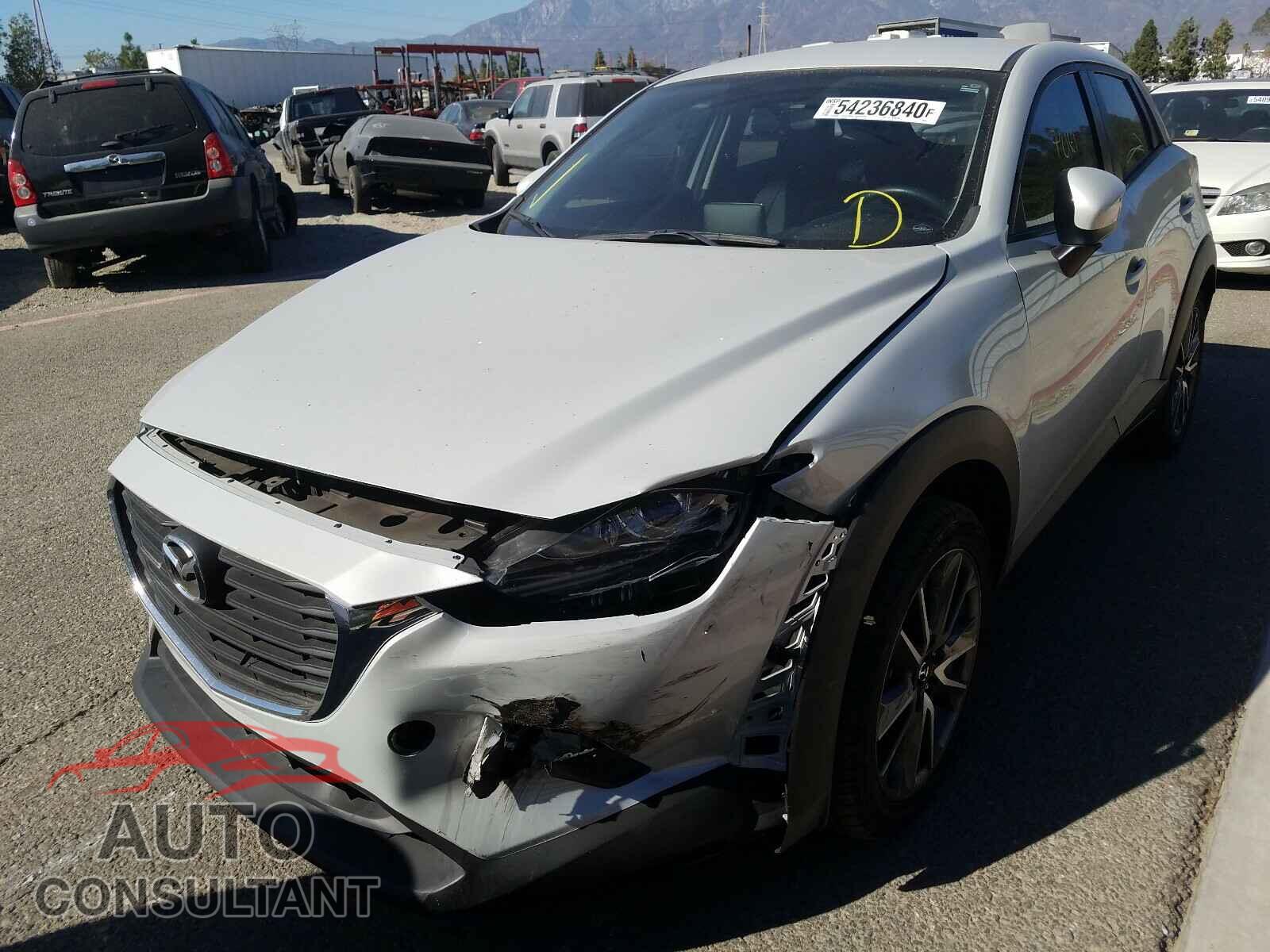 MAZDA CX-3 2017 - JM1DKDC76H0150461
