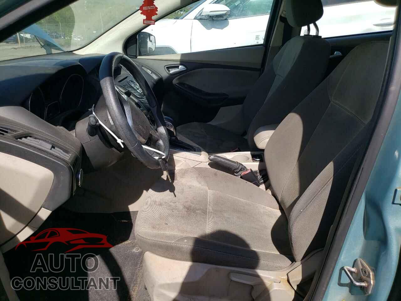 FORD FOCUS 2012 - 1FAHP3K21CL216110