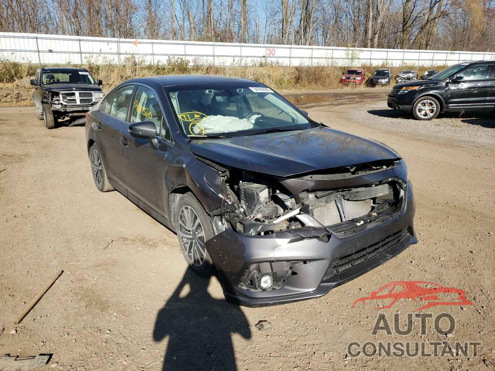 SUBARU LEGACY 2018 - 4S3BNAF66J3022905