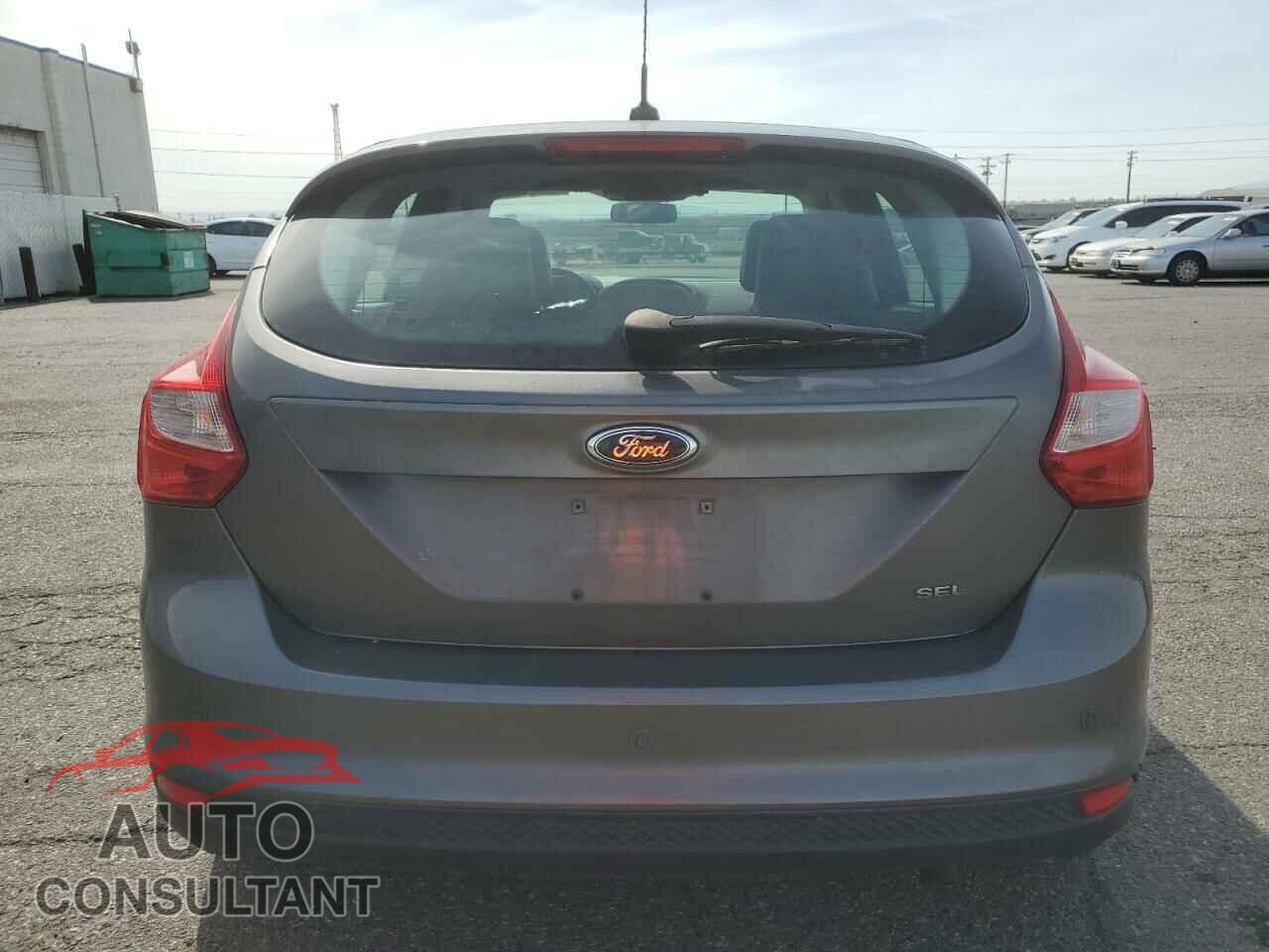 FORD FOCUS 2012 - 1FAHP3M21CL251503