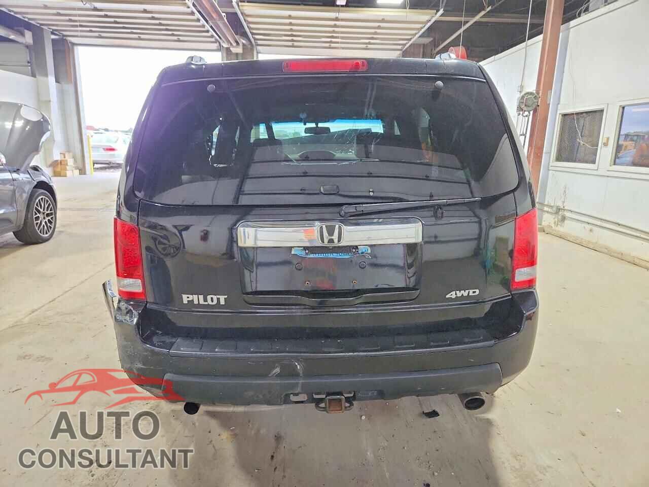 HONDA PILOT 2011 - 5FNYF4H7XBB040150