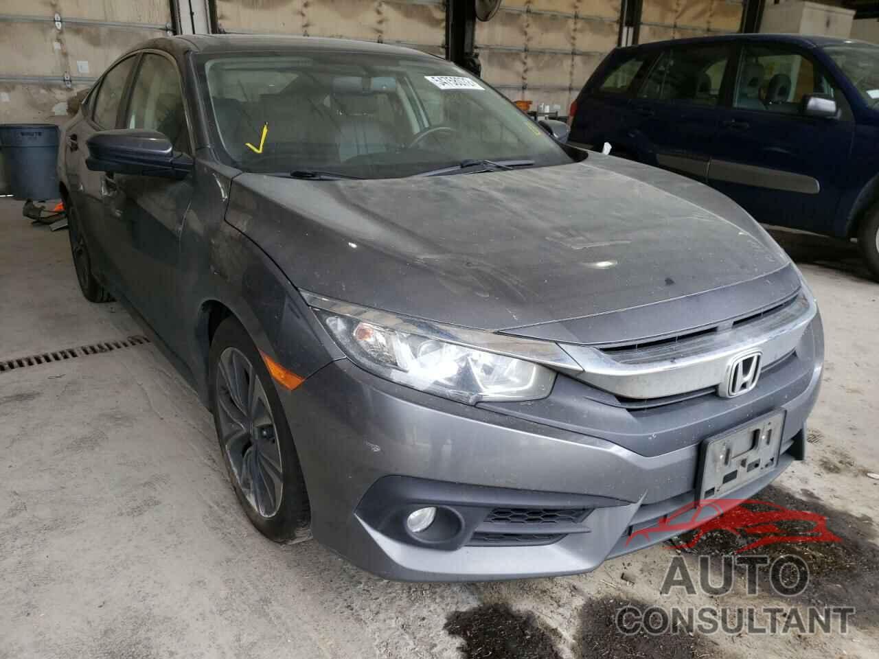 HONDA CIVIC 2018 - JHMFC1F77JX031975