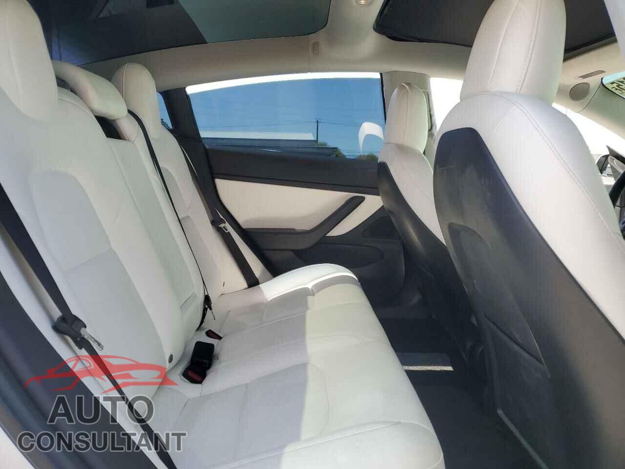 TESLA MODEL 3 2019 - 5YJ3E1EA1KF327193