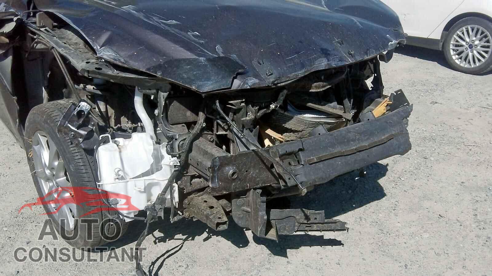 MAZDA 3 2018 - 3MZBN1L77JM240988