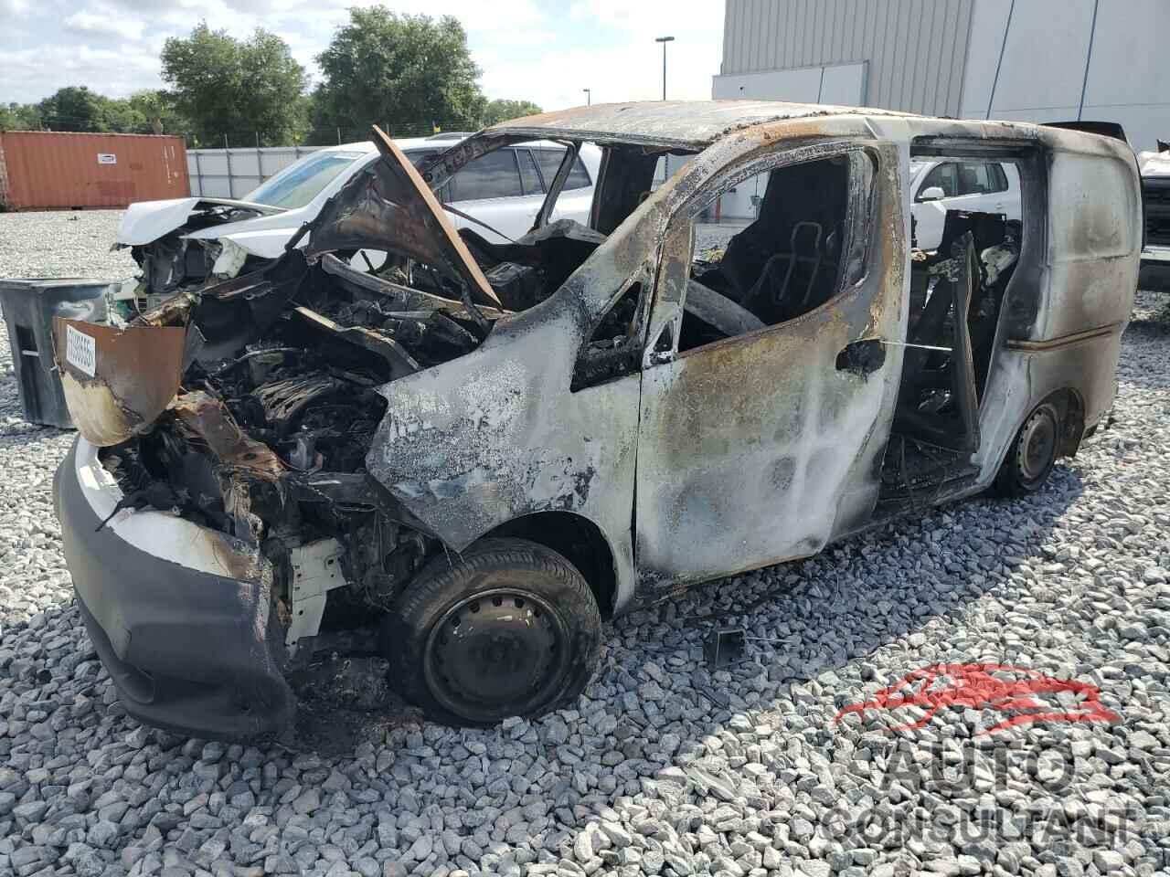 NISSAN NV 2017 - 3N6CM0KN6HK690168