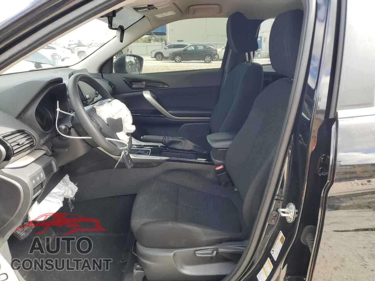 MITSUBISHI ECLIPSE 2024 - JA4ATVAA7RZ020944