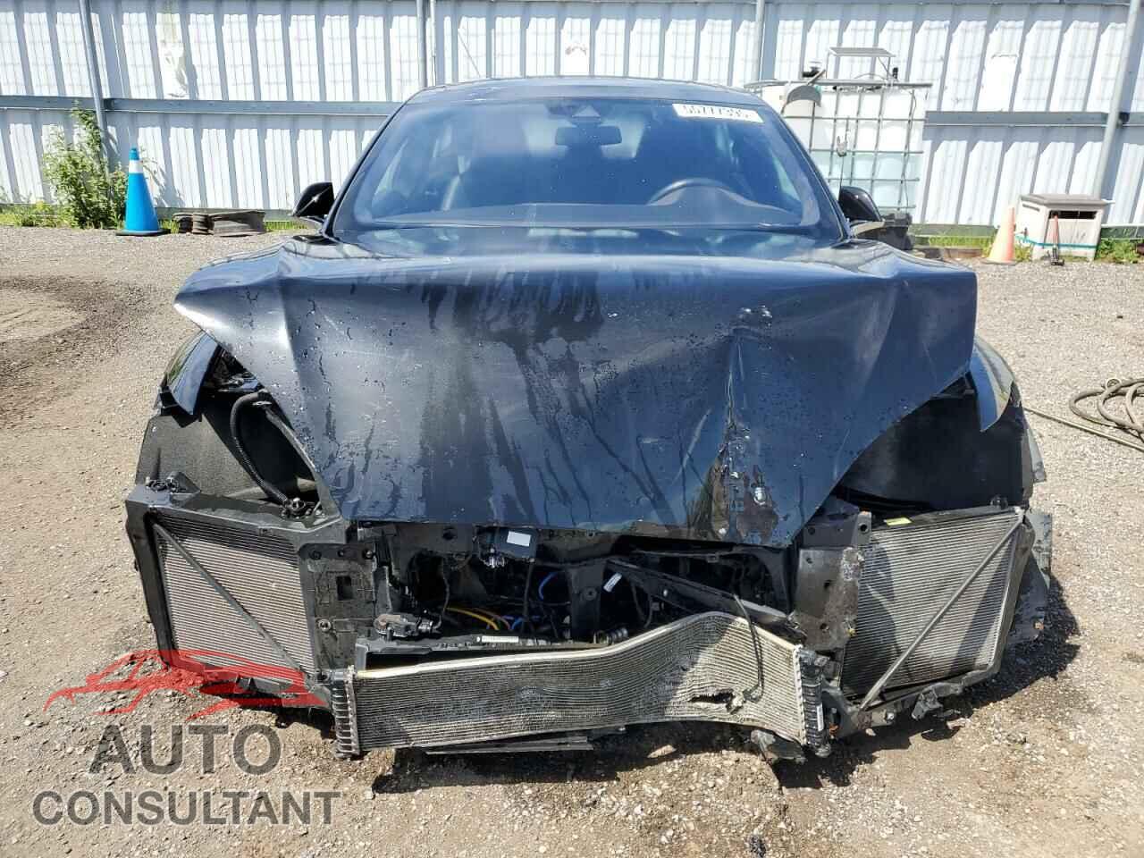 TESLA MODEL S 2015 - 5YJSA1E28FF115008