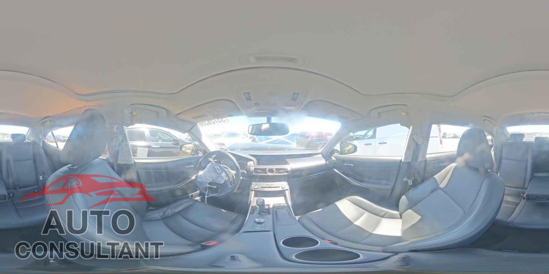 LEXUS IS 2015 - JTHCF1D22F5017678