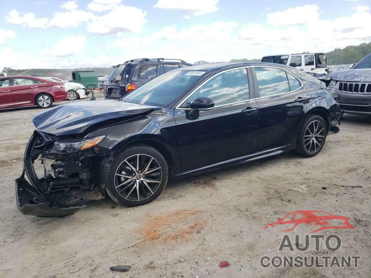 TOYOTA CAMRY 2022 - 4T1G11AK3NU641043