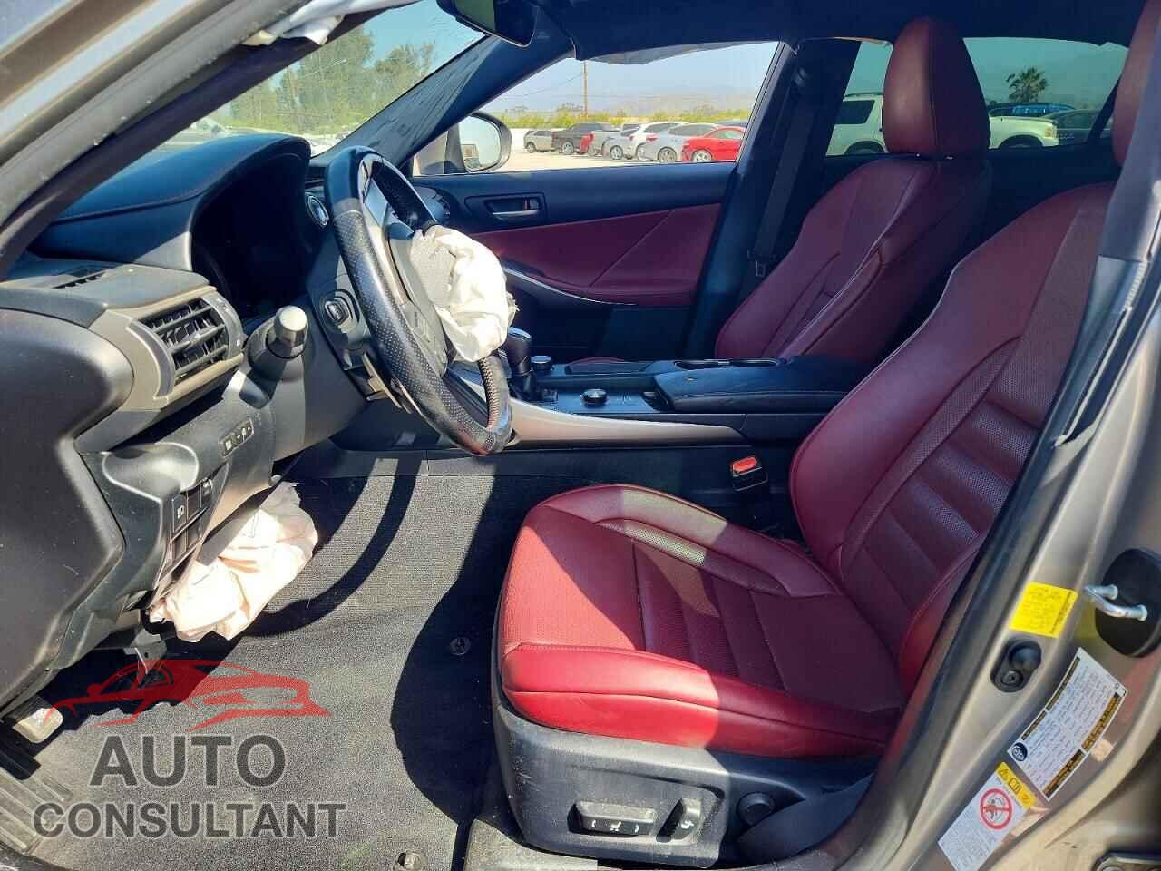 LEXUS IS 2017 - JTHBA1D27H5059342