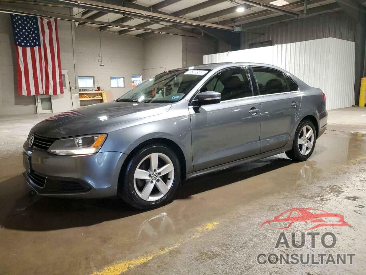 VOLKSWAGEN JETTA 2013 - 3VWLL7AJ0DM361068