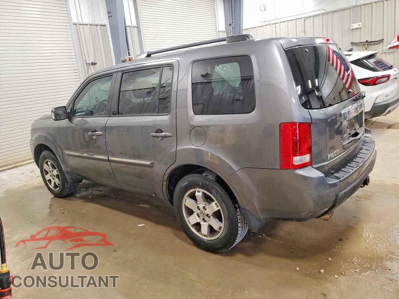 HONDA PILOT 2011 - 5FNYF4H9XBB075482