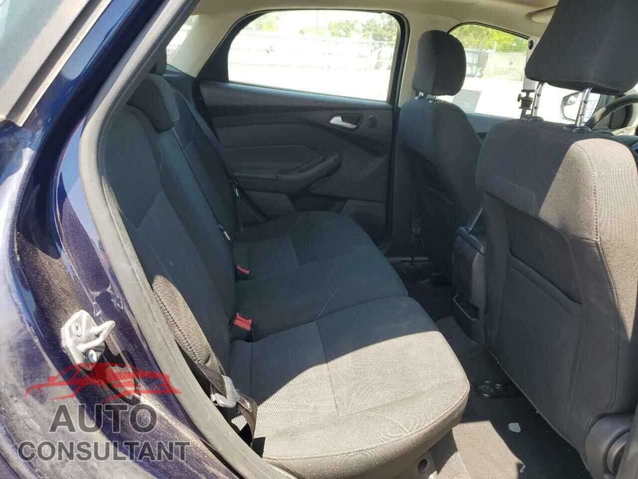 FORD FOCUS 2017 - 1FADP3M23HL214748