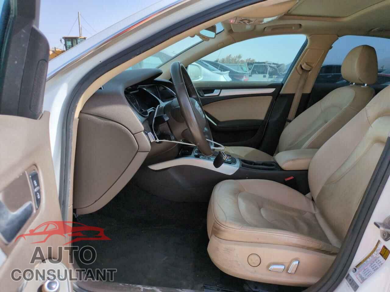 AUDI A4 2013 - WAUFFAFL3DN003335