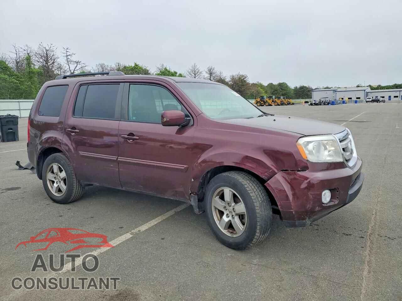 HONDA PILOT 2011 - 5FNYF4H64BB015493
