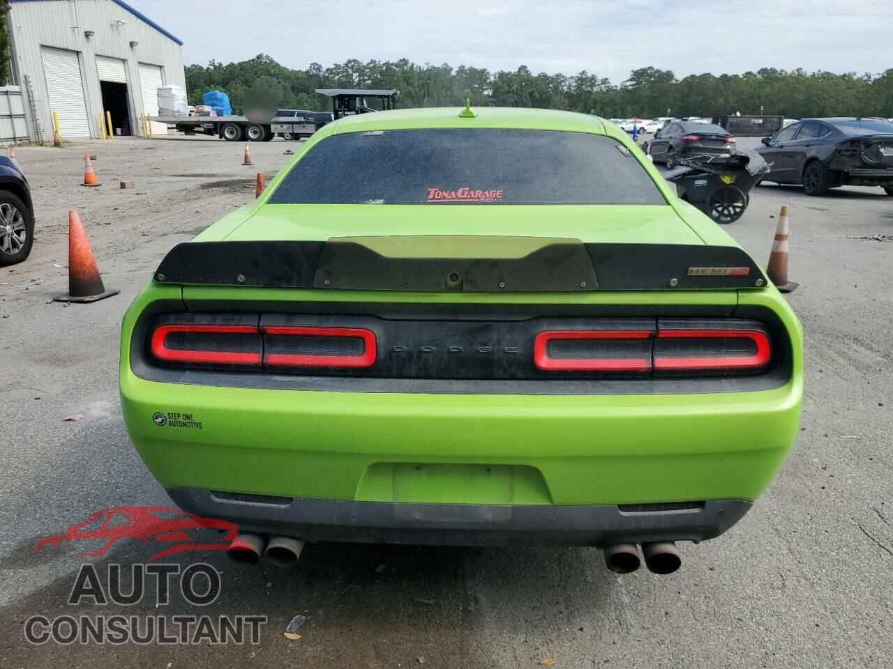 DODGE CHALLENGER 2015 - 2C3CDZAT3FH704006