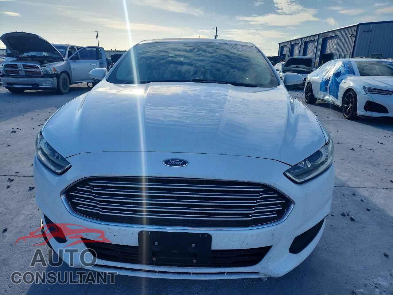 FORD FUSION 2016 - 3FA6P0G72GR314502