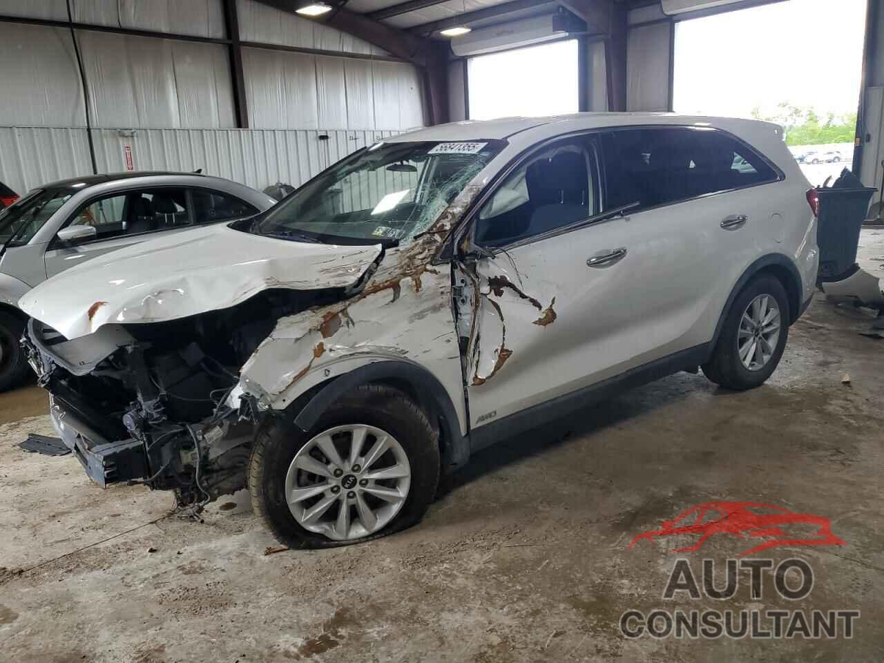 KIA SORENTO 2019 - 5XYPGDA57KG569436