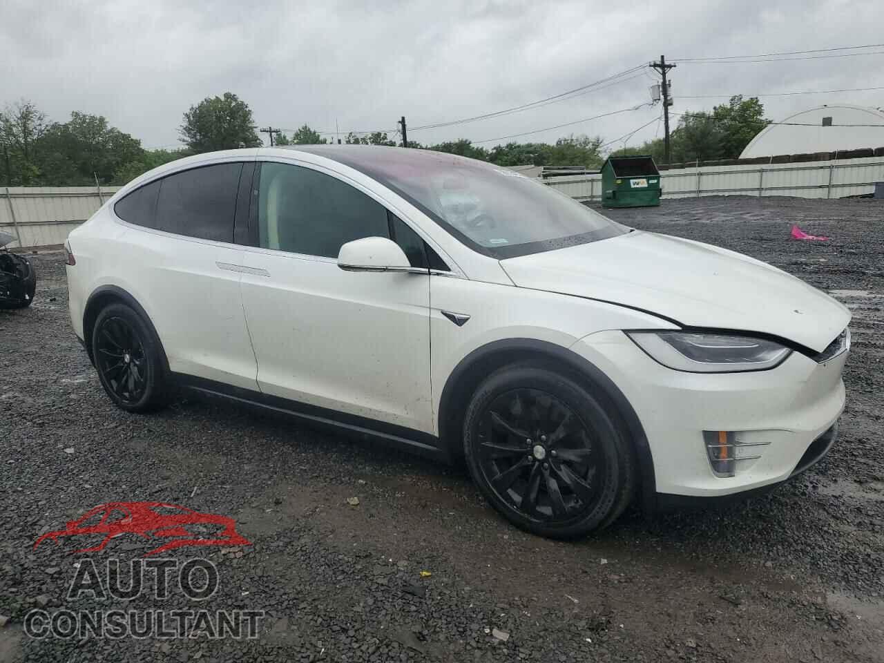 TESLA MODEL X 2017 - 5YJXCAE29HF045697