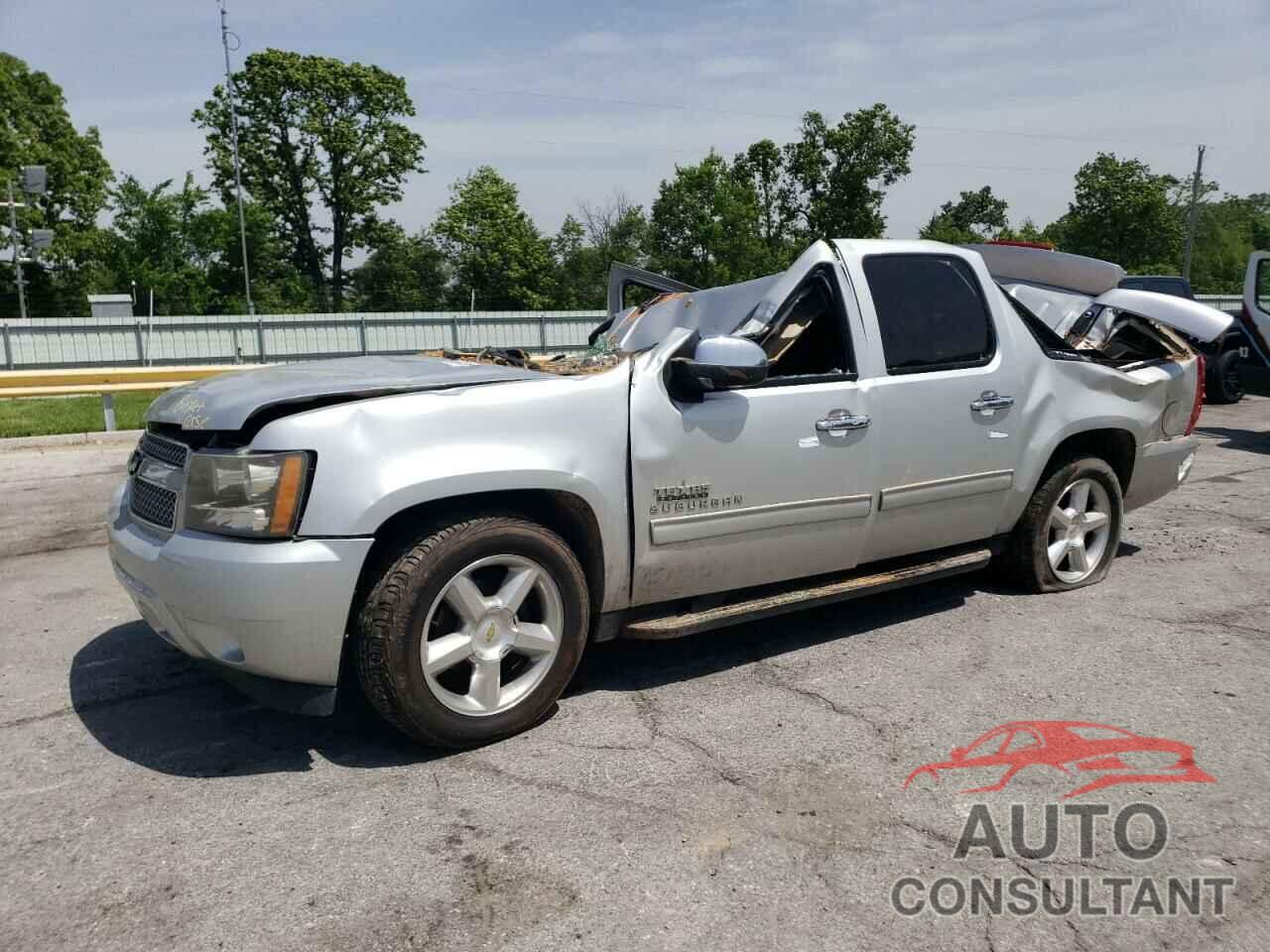CHEVROLET SUBURBAN 2010 - 1GNUCHE02AR266754