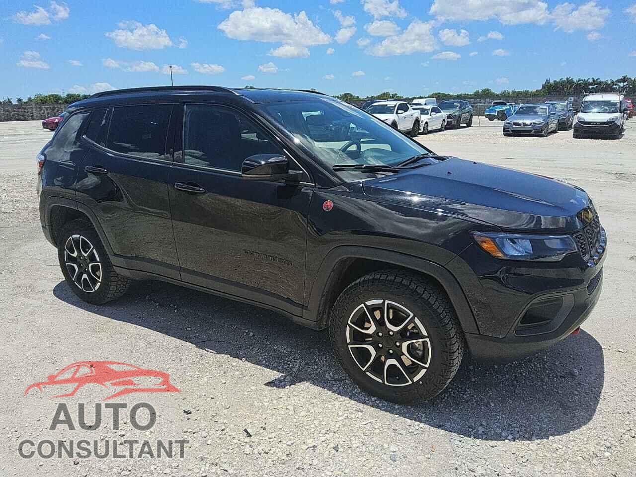 JEEP COMPASS 2024 - 3C4NJDDNXRT137253