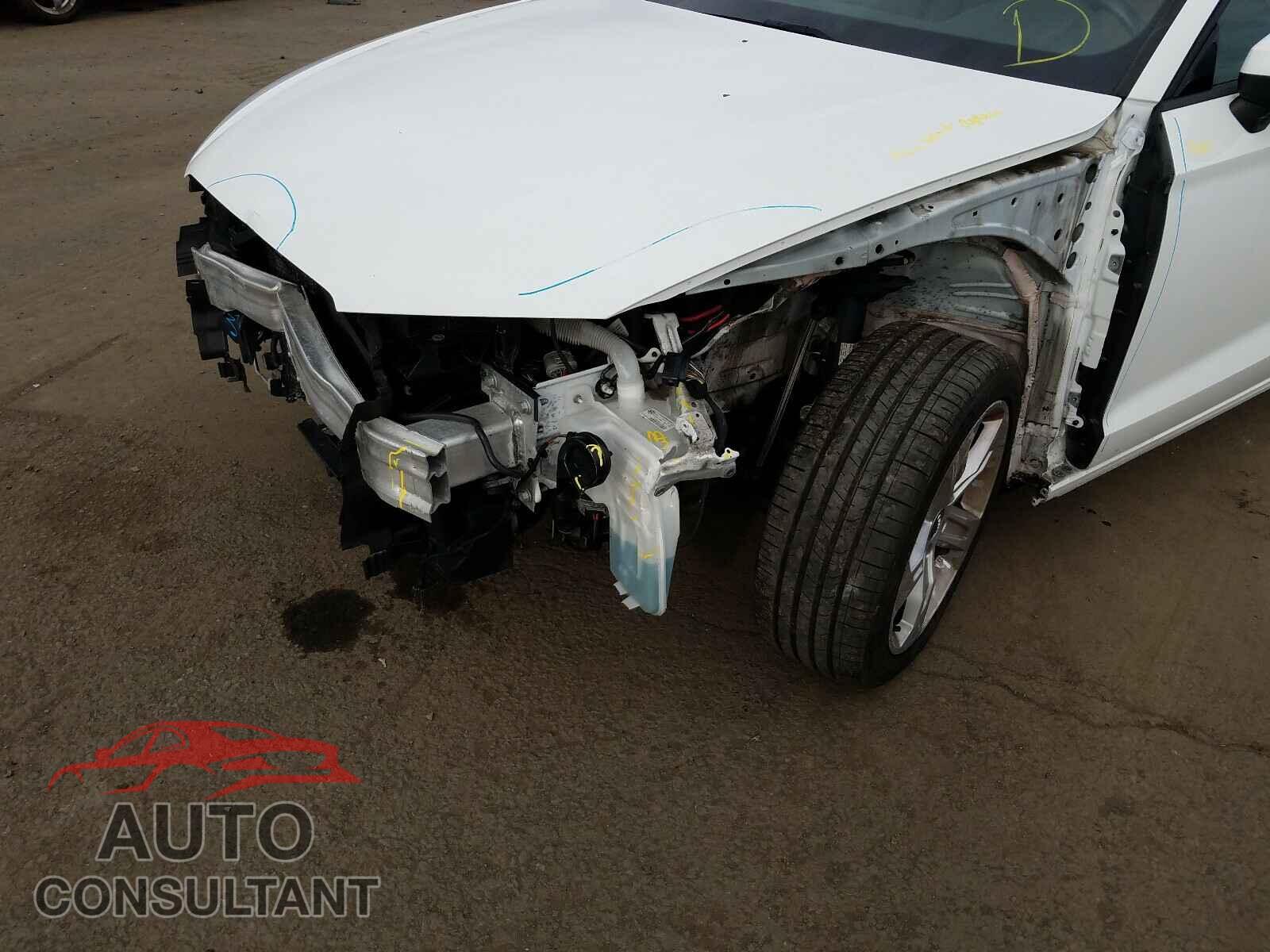 AUDI A3 2017 - WAUB8GFF0H1043293