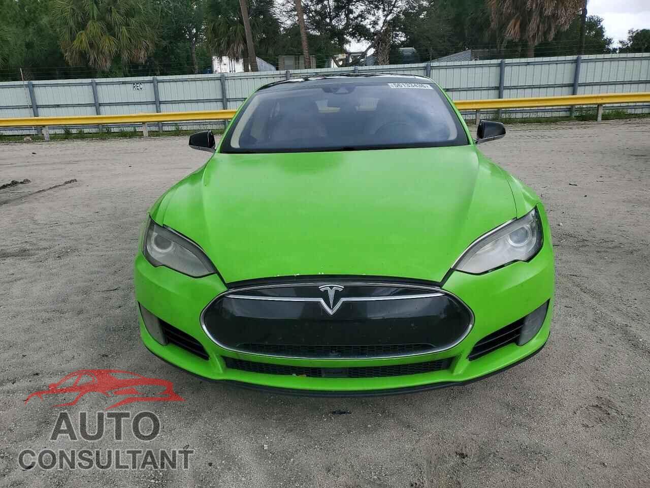 TESLA MODEL S 2016 - 5YJSA1E20GF126716