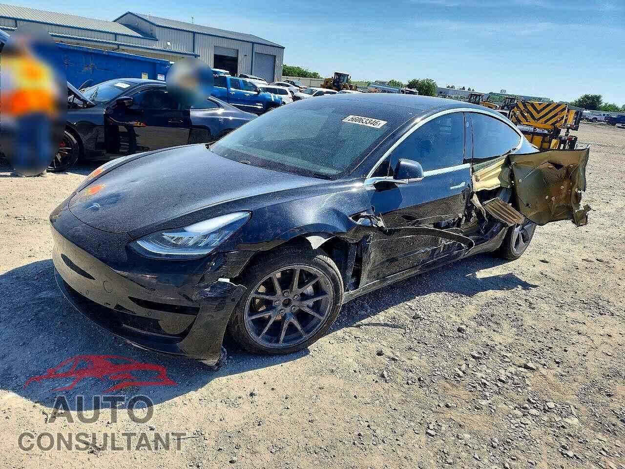 TESLA MODEL 3 2019 - 5YJ3E1EB2KF194856