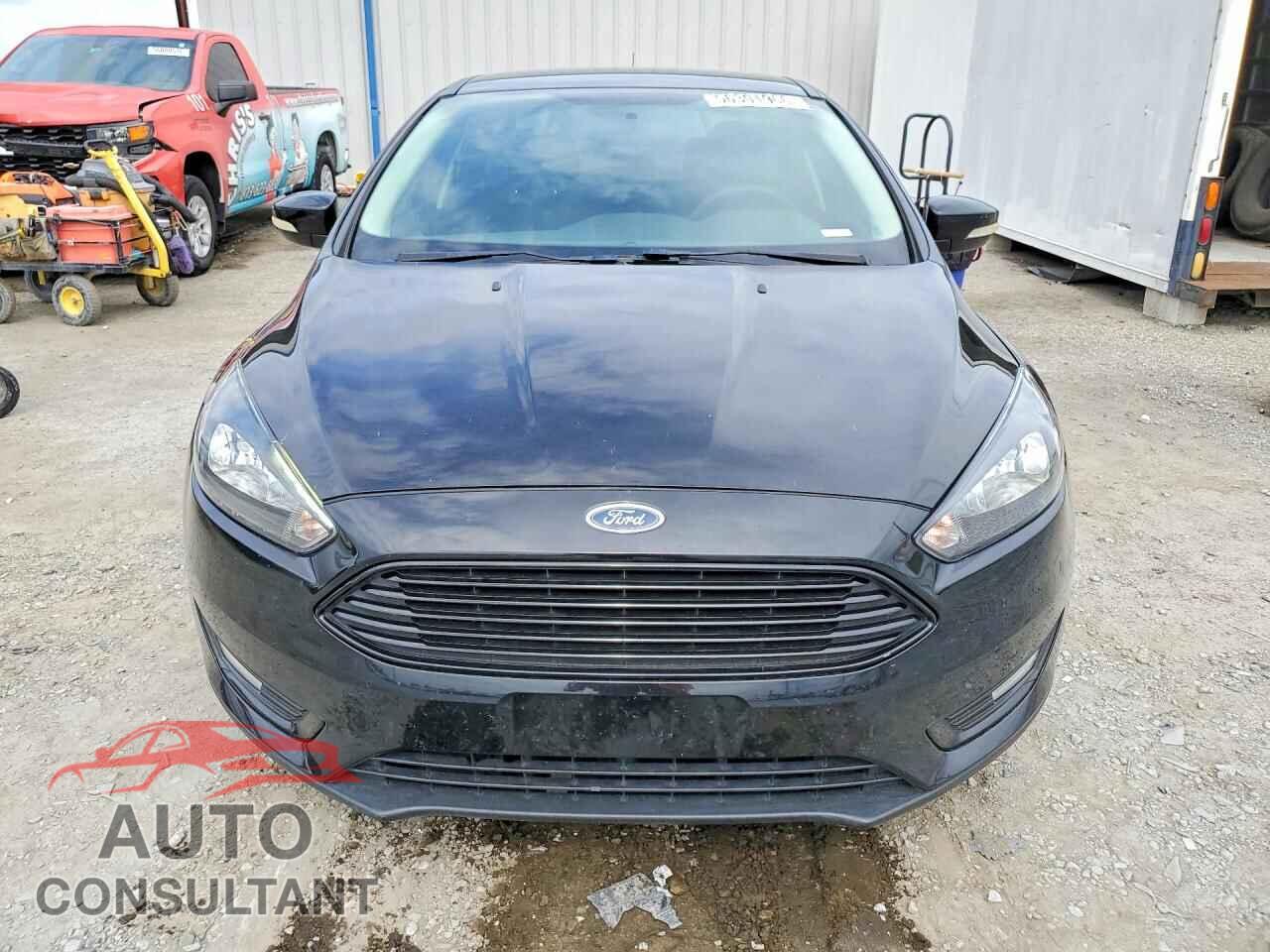 FORD FOCUS 2017 - 1FADP3FE8HL294426