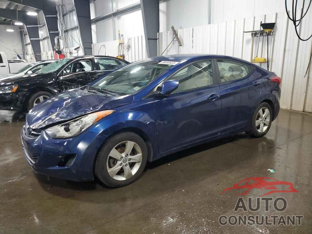 HYUNDAI ELANTRA 2013 - KMHDH4AE0DU838082