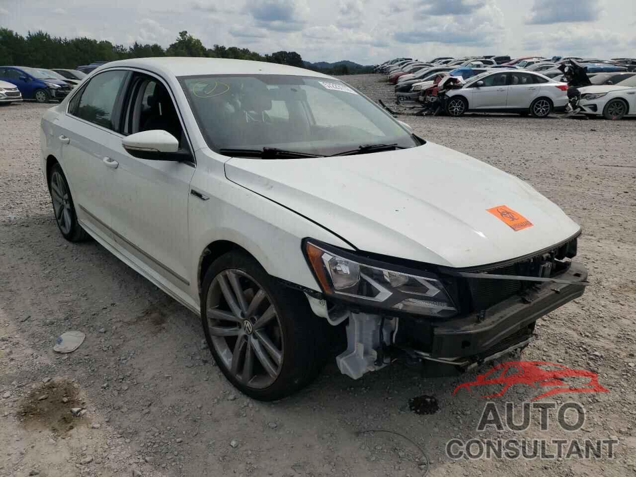 VOLKSWAGEN PASSAT 2017 - 1VWDT7A31HC039231