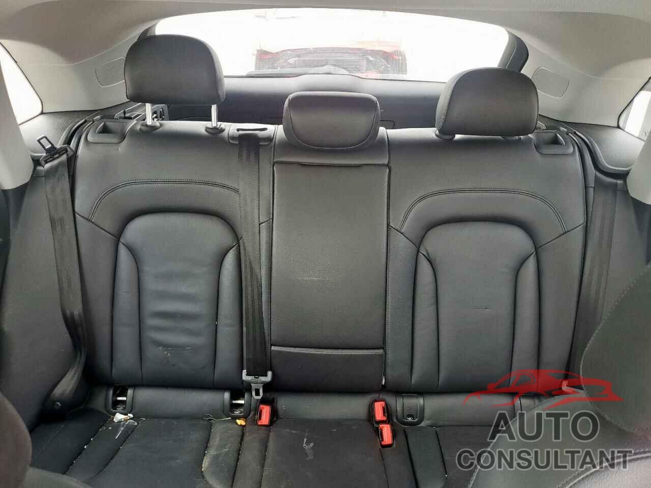 AUDI Q3 2017 - WA1BCCFS4HR014916