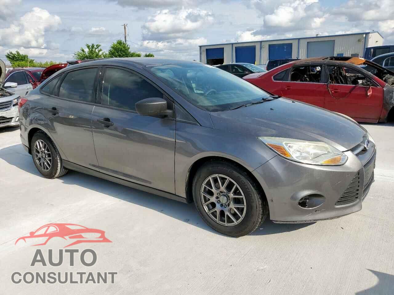 FORD FOCUS 2014 - 1FADP3E2XEL451148