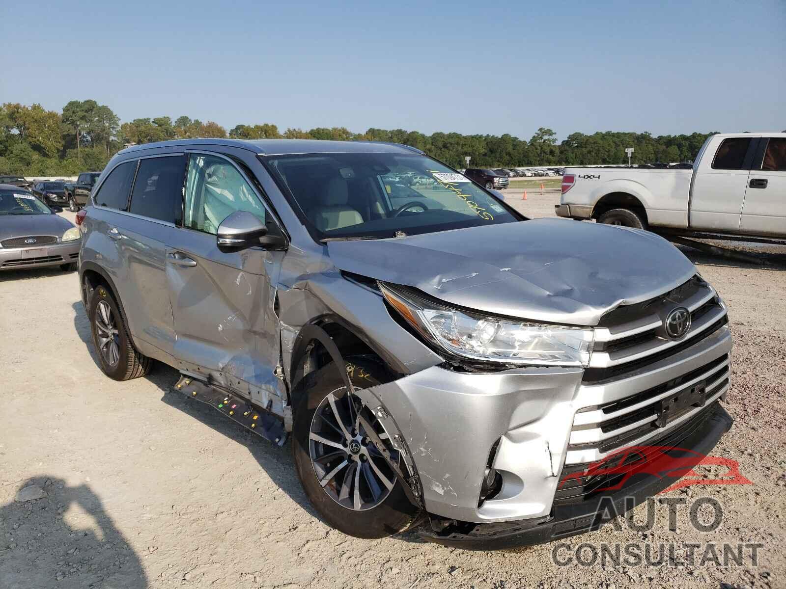 TOYOTA HIGHLANDER 2018 - 5TDKZRFH3JS527481