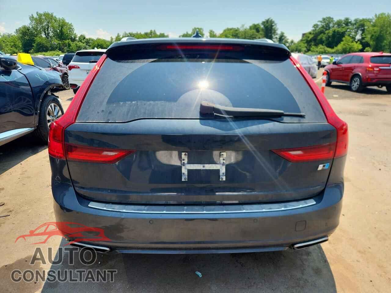 VOLVO V90 2018 - YV1A22VM6J1069061