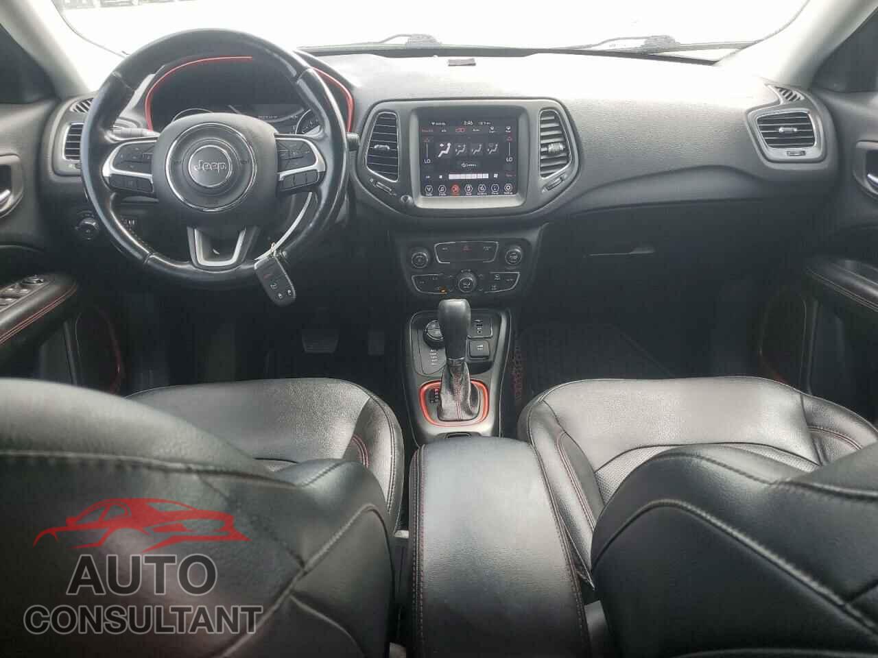 JEEP COMPASS 2020 - 3C4NJDDB7LT221575