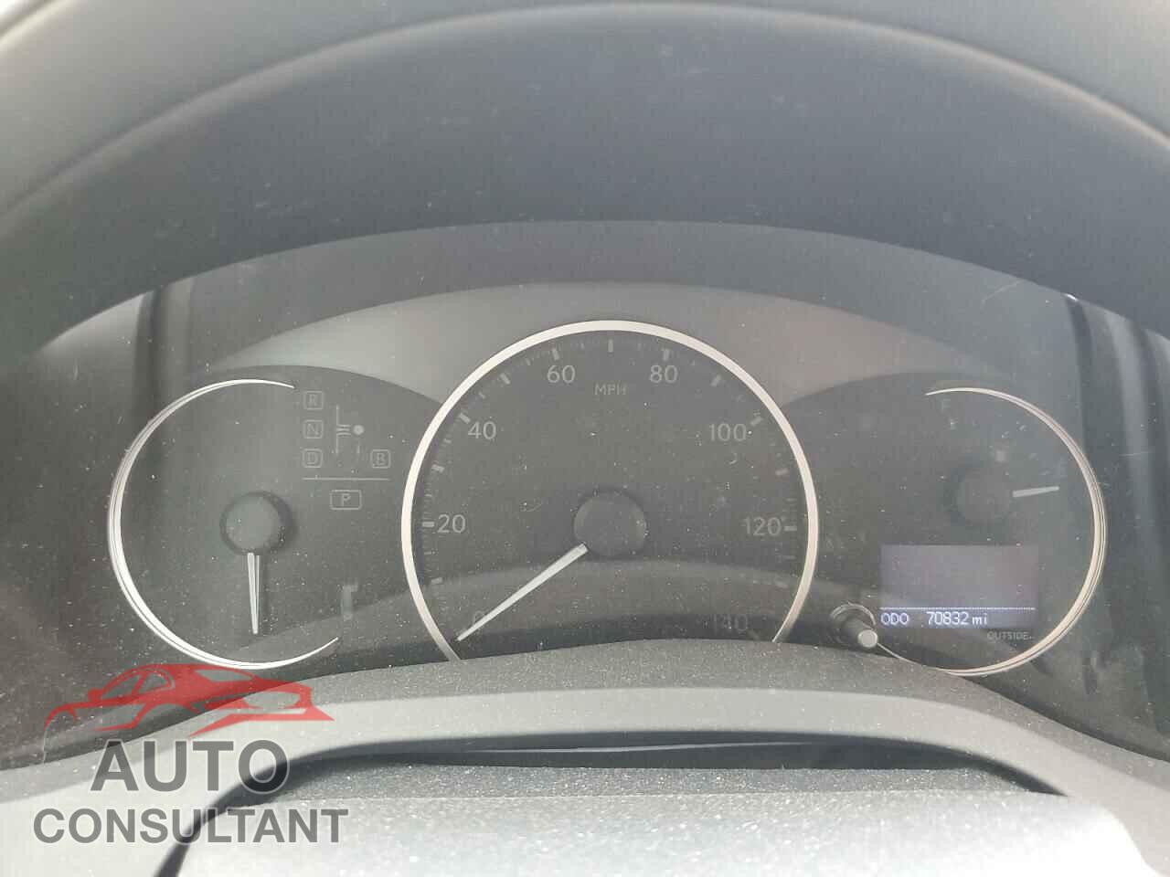 LEXUS CT 200 2014 - JTHKD5BH3E2181165