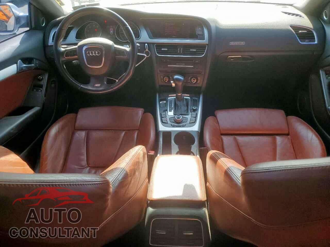 AUDI S5/RS5 2010 - WAUCVAFR3AA062902