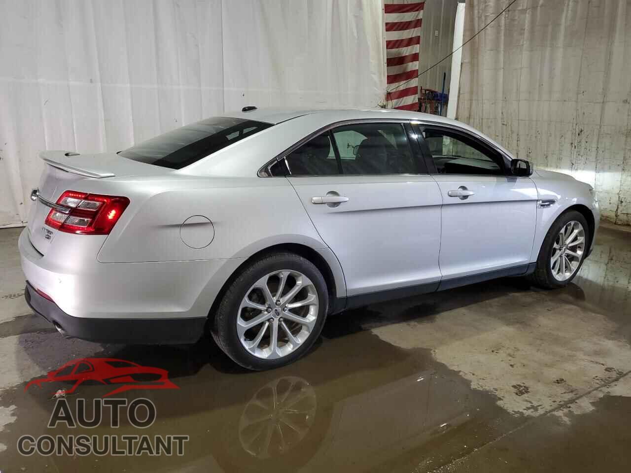 FORD TAURUS 2019 - 1FAHP2J80KG112344
