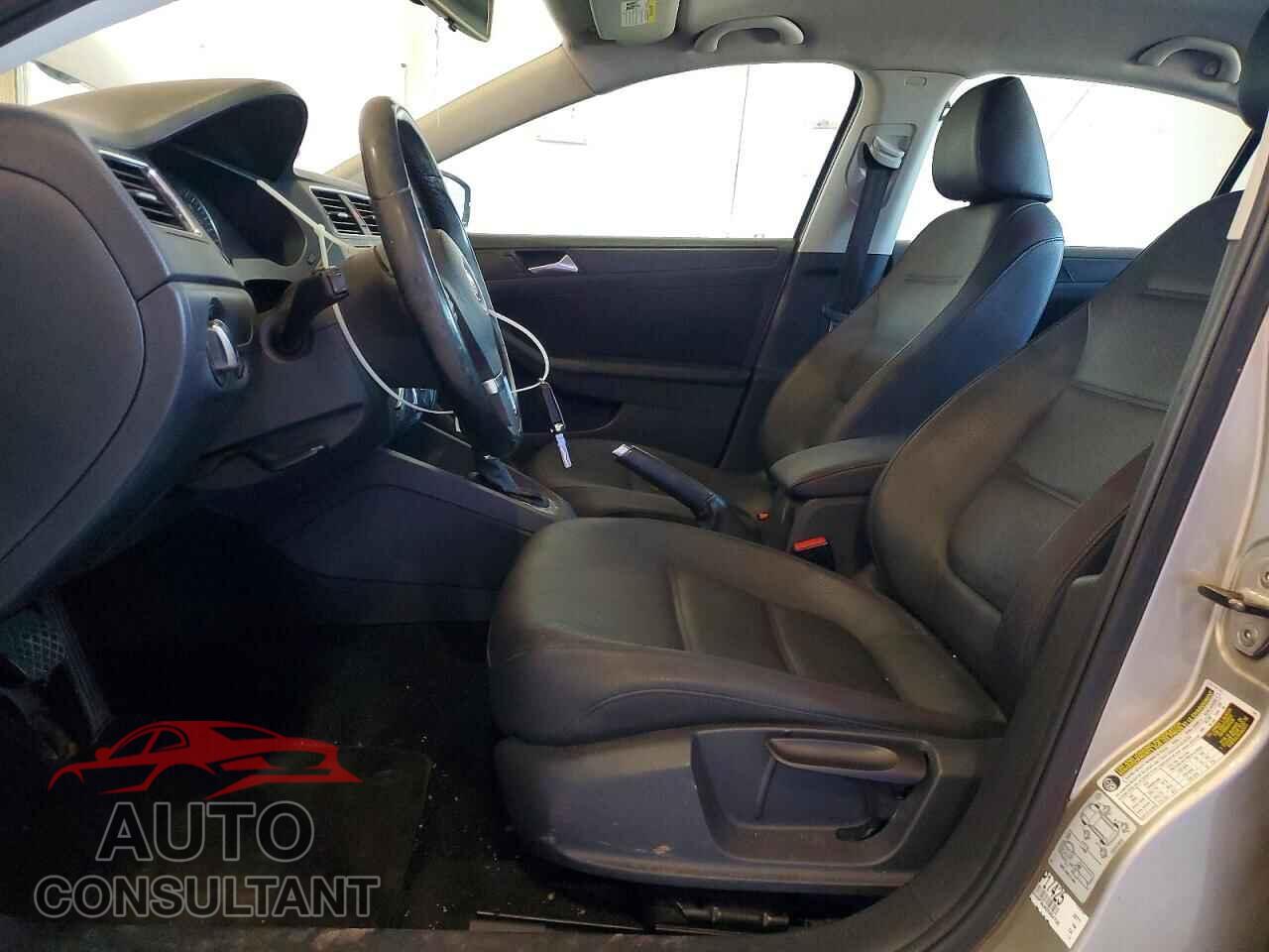 VOLKSWAGEN JETTA 2012 - 3VWDP7AJ8CM454735