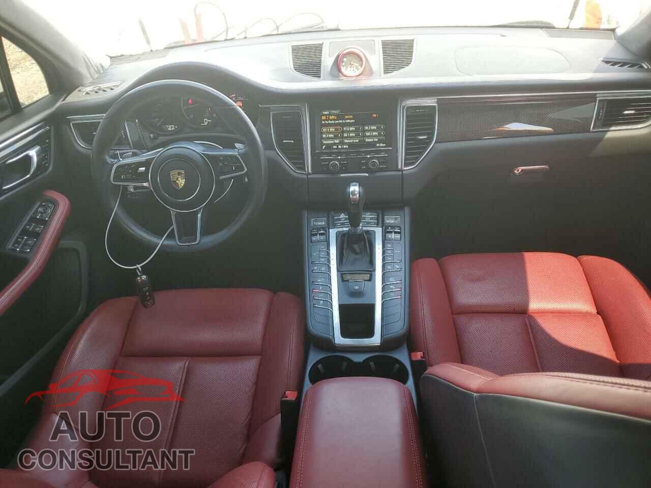 PORSCHE MACAN 2016 - WP1AF2A58GLB94681