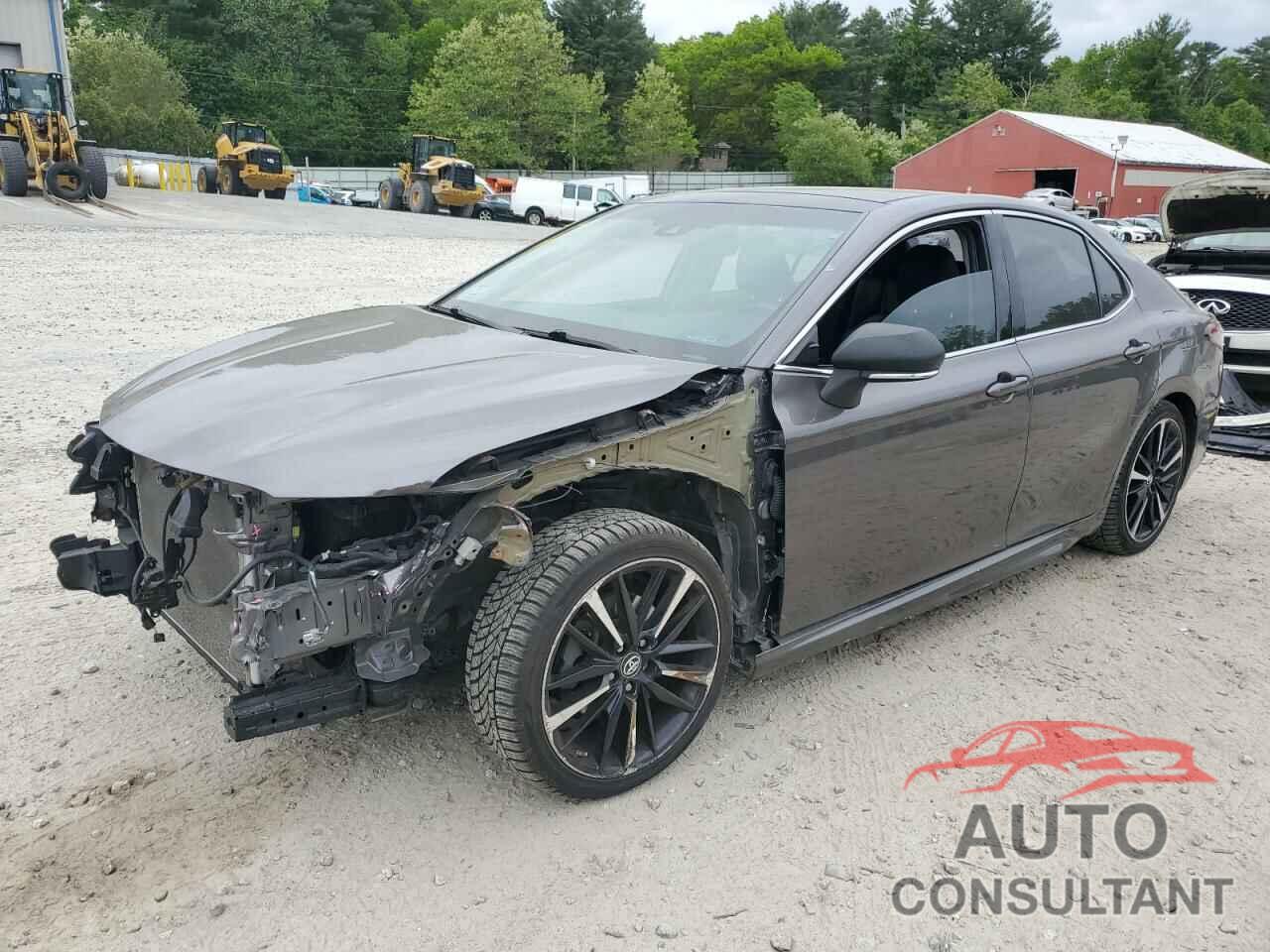 TOYOTA CAMRY 2018 - 4T1B61HK5JU065144