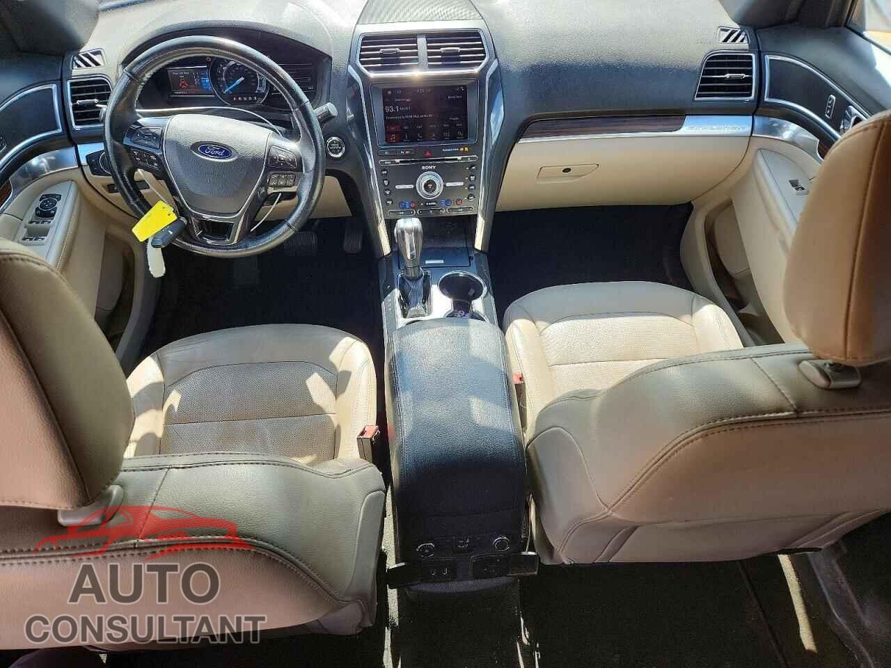 FORD EXPLORER 2018 - 1FM5K7F8XJGB07972