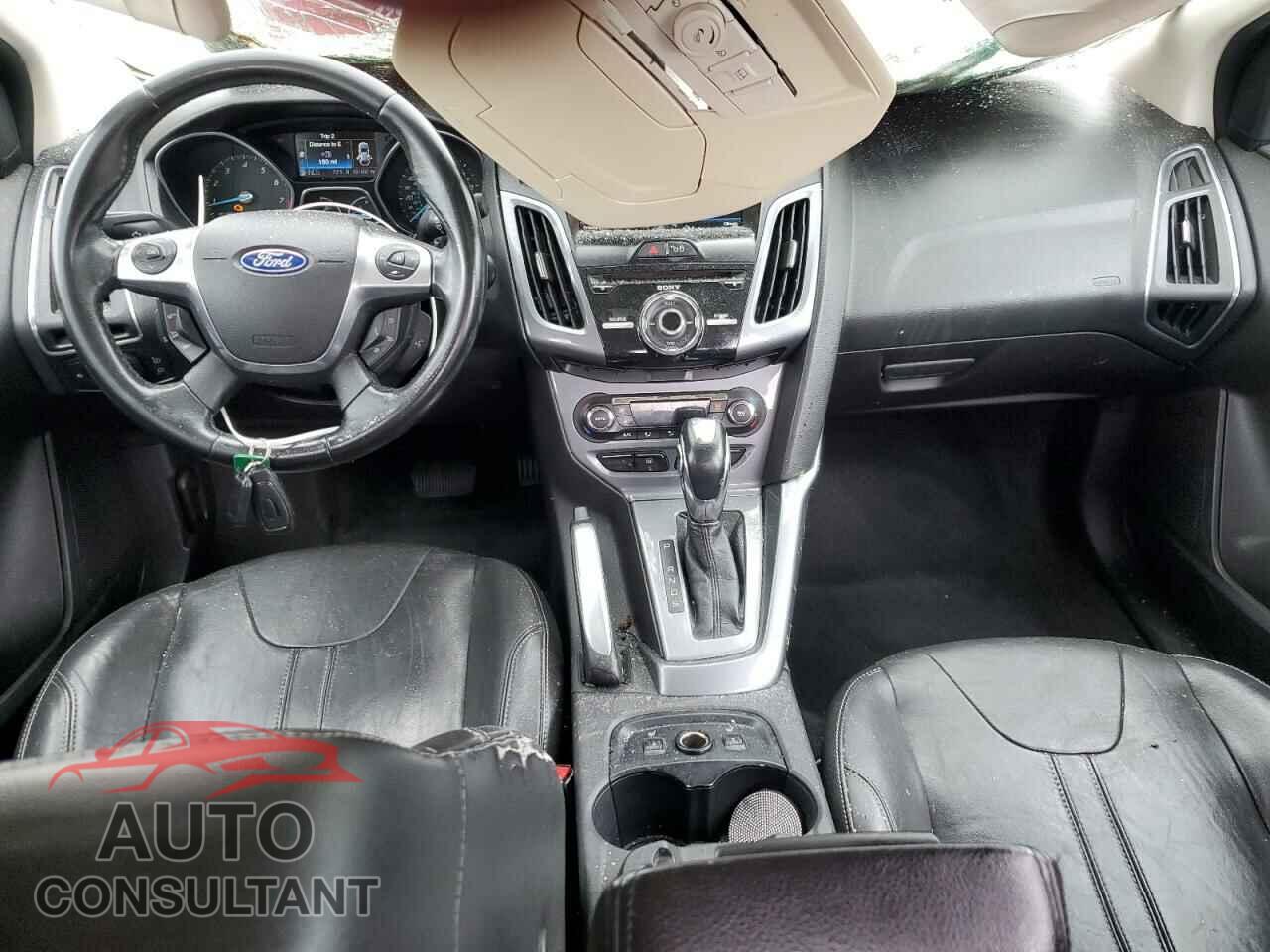 FORD FOCUS 2012 - 1FAHP3J27CL319209