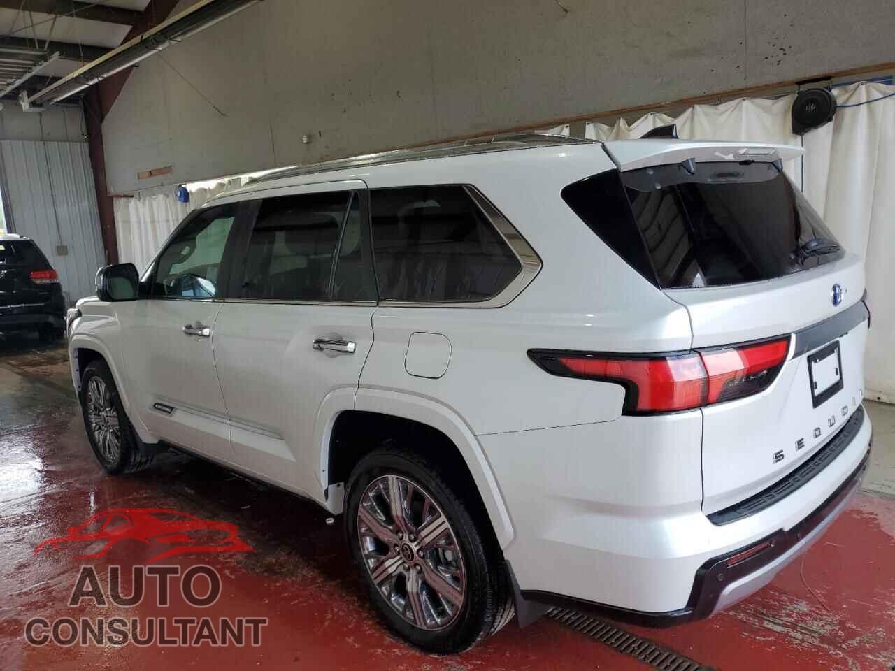 TOYOTA SEQUOIA 2024 - 7SVAAABAXRX036172