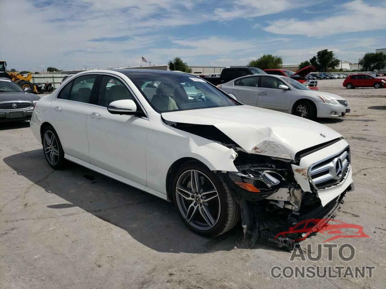 MERCEDES-BENZ E-CLASS 2020 - W1KZF8DB6LA835895