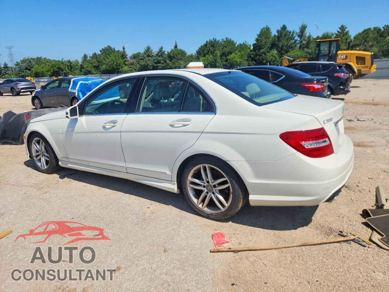 MERCEDES-BENZ C-CLASS 2012 - WDDGF8BB1CF917854