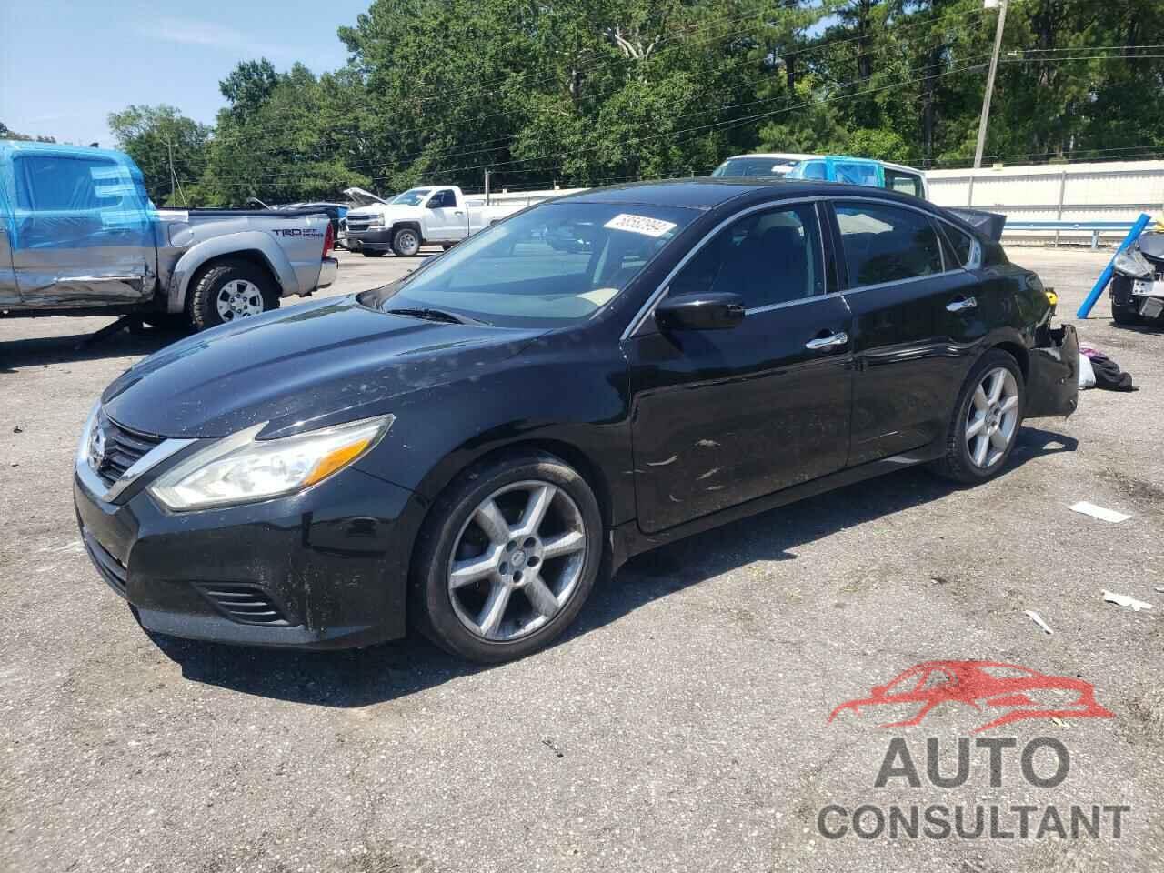 NISSAN ALTIMA 2017 - 1N4AL3AP8HN307008