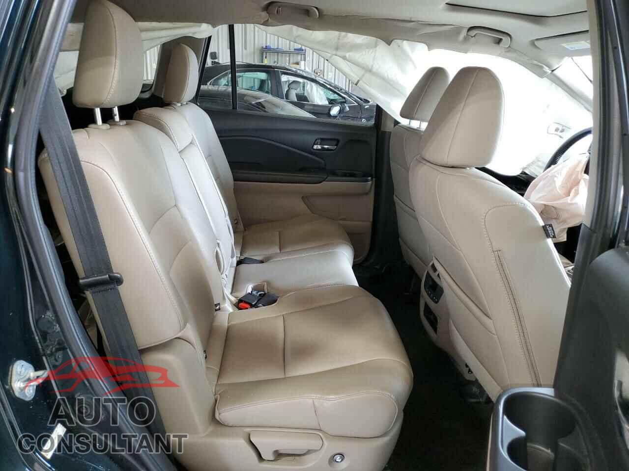 HONDA PILOT 2016 - 5FNYF6H57GB011285